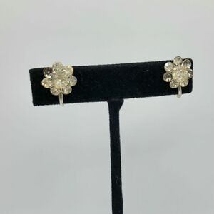 5/$25 Vintage silver crystal flower screwback earrings